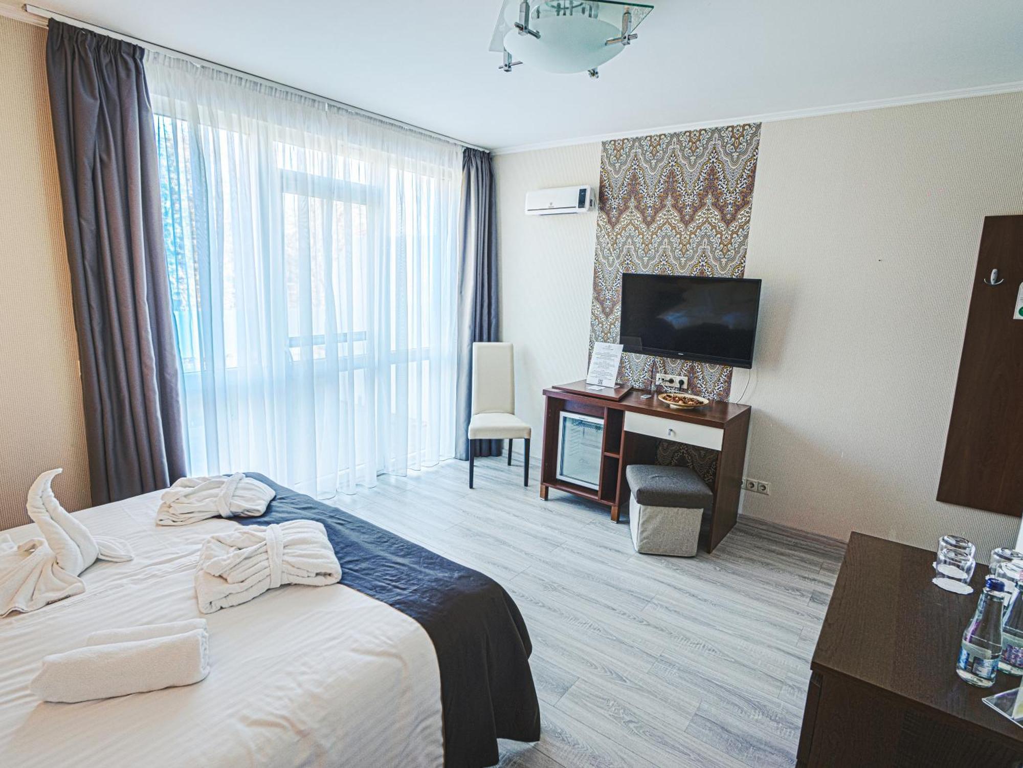 Holiday Beach Budapest Wellness Hotel With Sauna Park Exterior foto