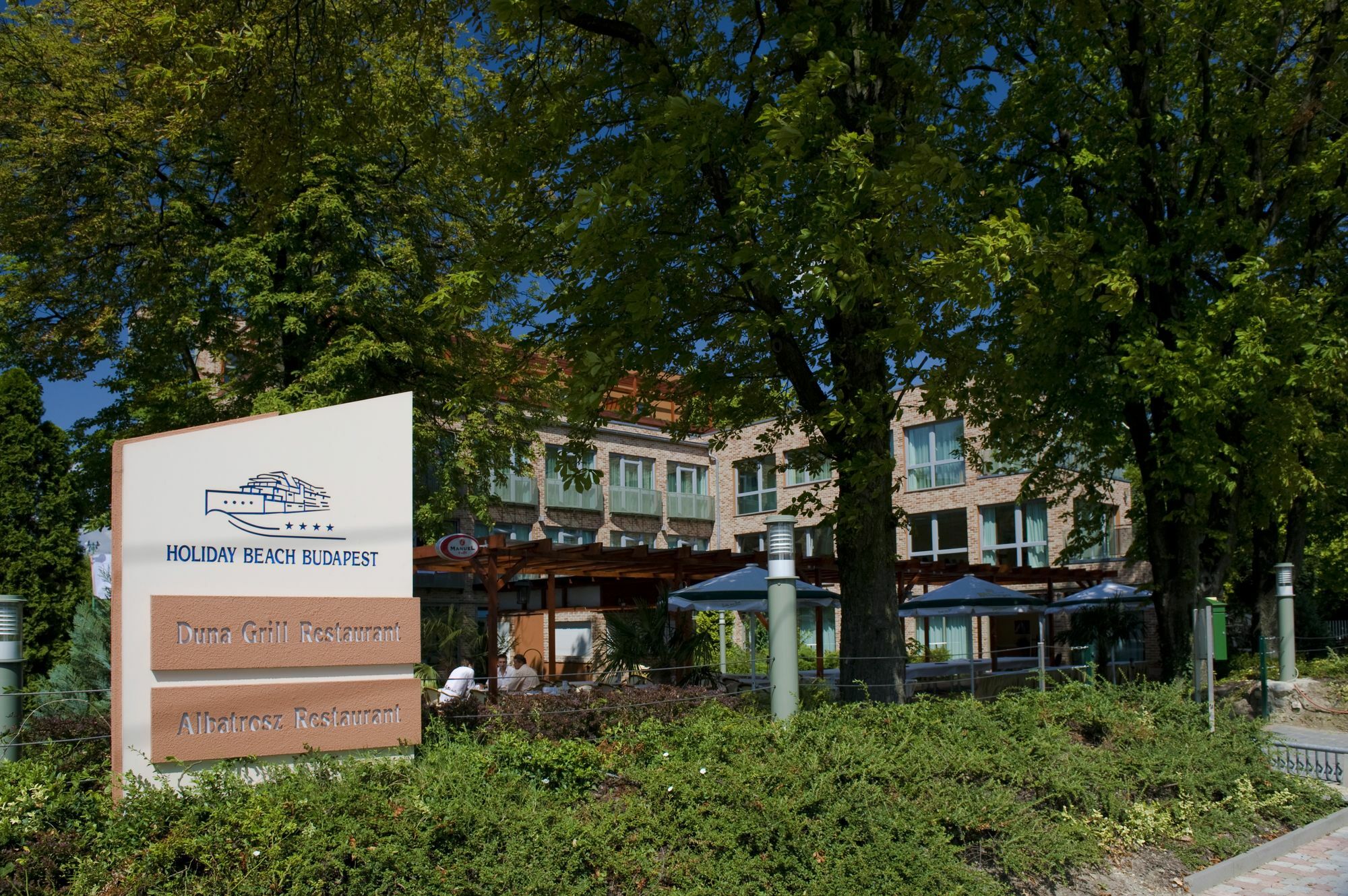 Holiday Beach Budapest Wellness Hotel With Sauna Park Exterior foto